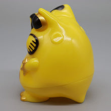 Load image into Gallery viewer, Kaeruma 'Daruma yellow'

