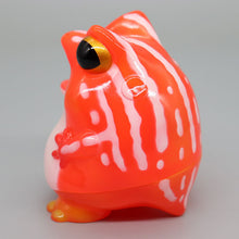 Load image into Gallery viewer, Kaeruma 'Phantasmal poison frog color'
