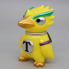 Load image into Gallery viewer, Toby 'Yellow color nomal eyes'

