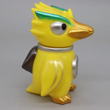 Load image into Gallery viewer, Toby 'Yellow color nomal eyes'
