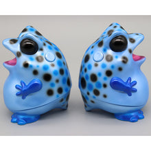Load image into Gallery viewer, Kaeruma 'Blue Poison Dart Frog color'  Made-to-order sales. Deadline February 19th 21:00JPT
